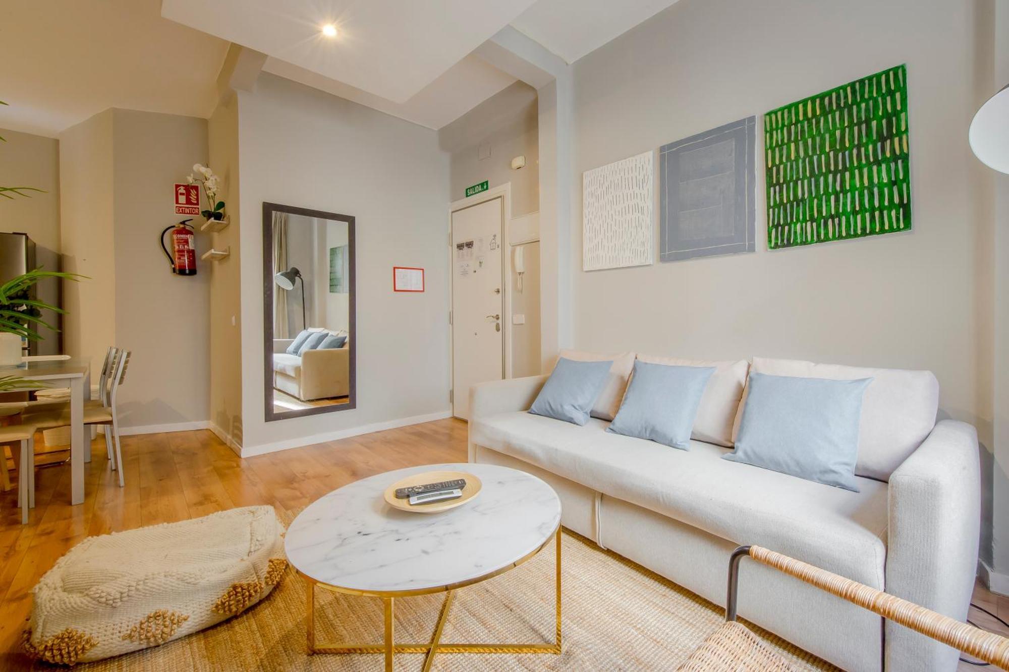 Excelente Piso De 3 Habitaciones En La Latina-Centro Madrid Exterior foto