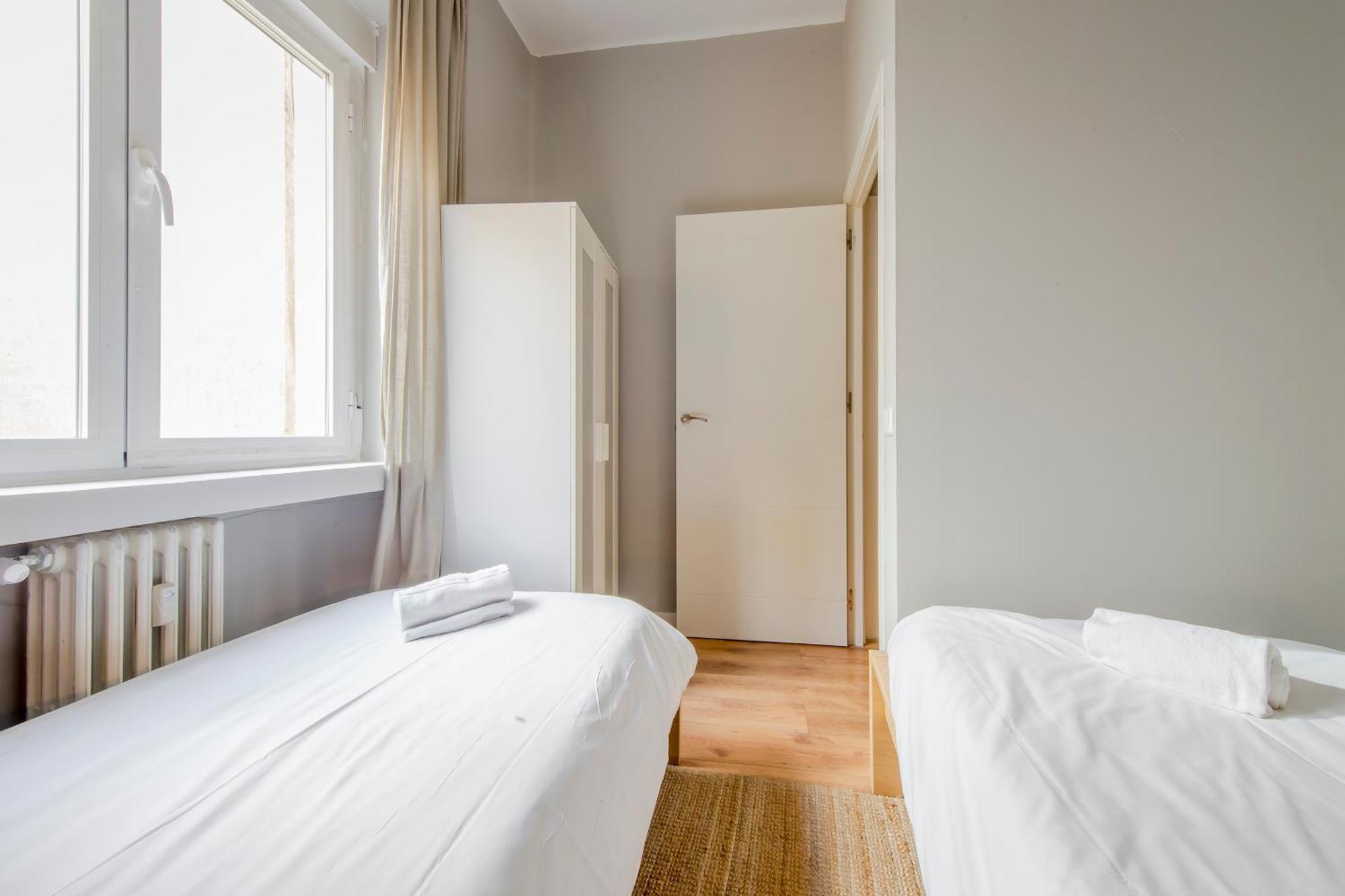 Excelente Piso De 3 Habitaciones En La Latina-Centro Madrid Exterior foto